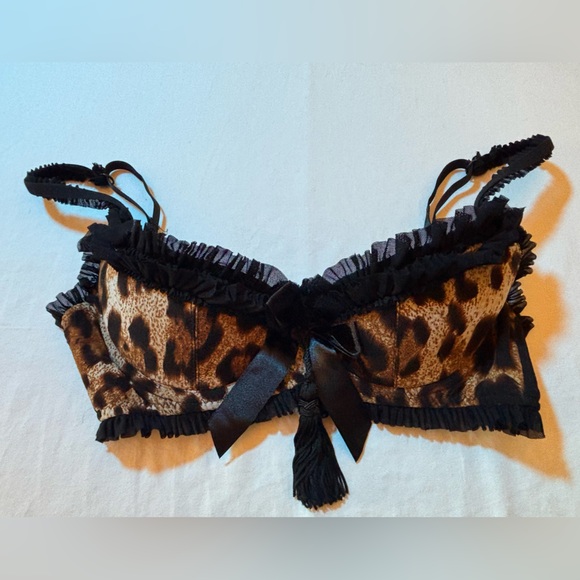 Leg Avenue Leopard Print Ruffle Trim Bra Size M - Picture 1 of 9